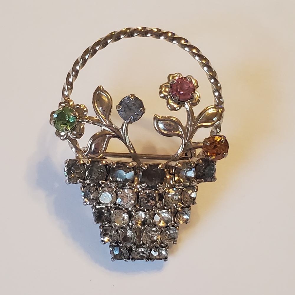 Vintage Rhinestone Flower Basket Brooch